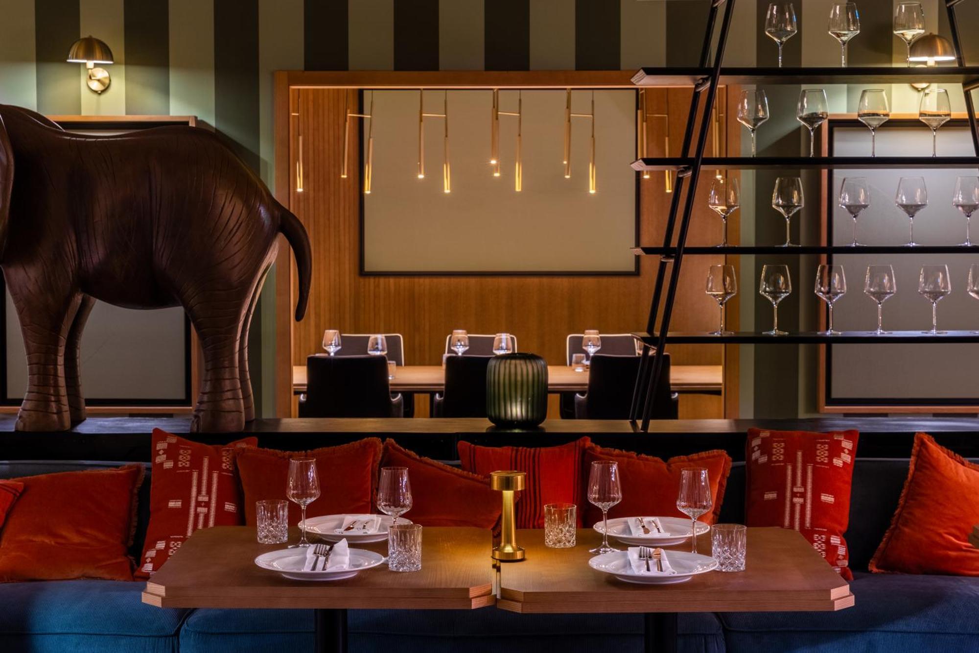 Hotel Wyndham Grand Algarve Quinta do Lago Esterno foto The interior of the restaurant